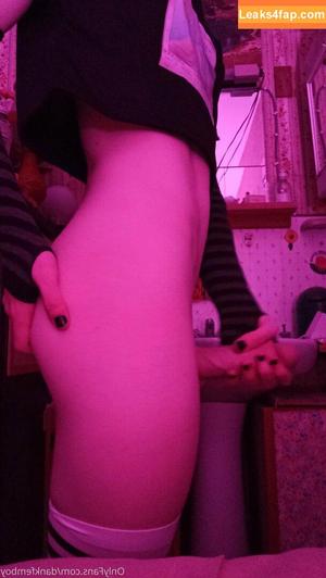 dankfemboy photo #0011