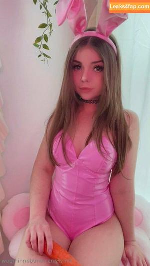 Danni Meow photo #1263