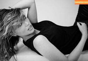 Danni Minogue фото #0735