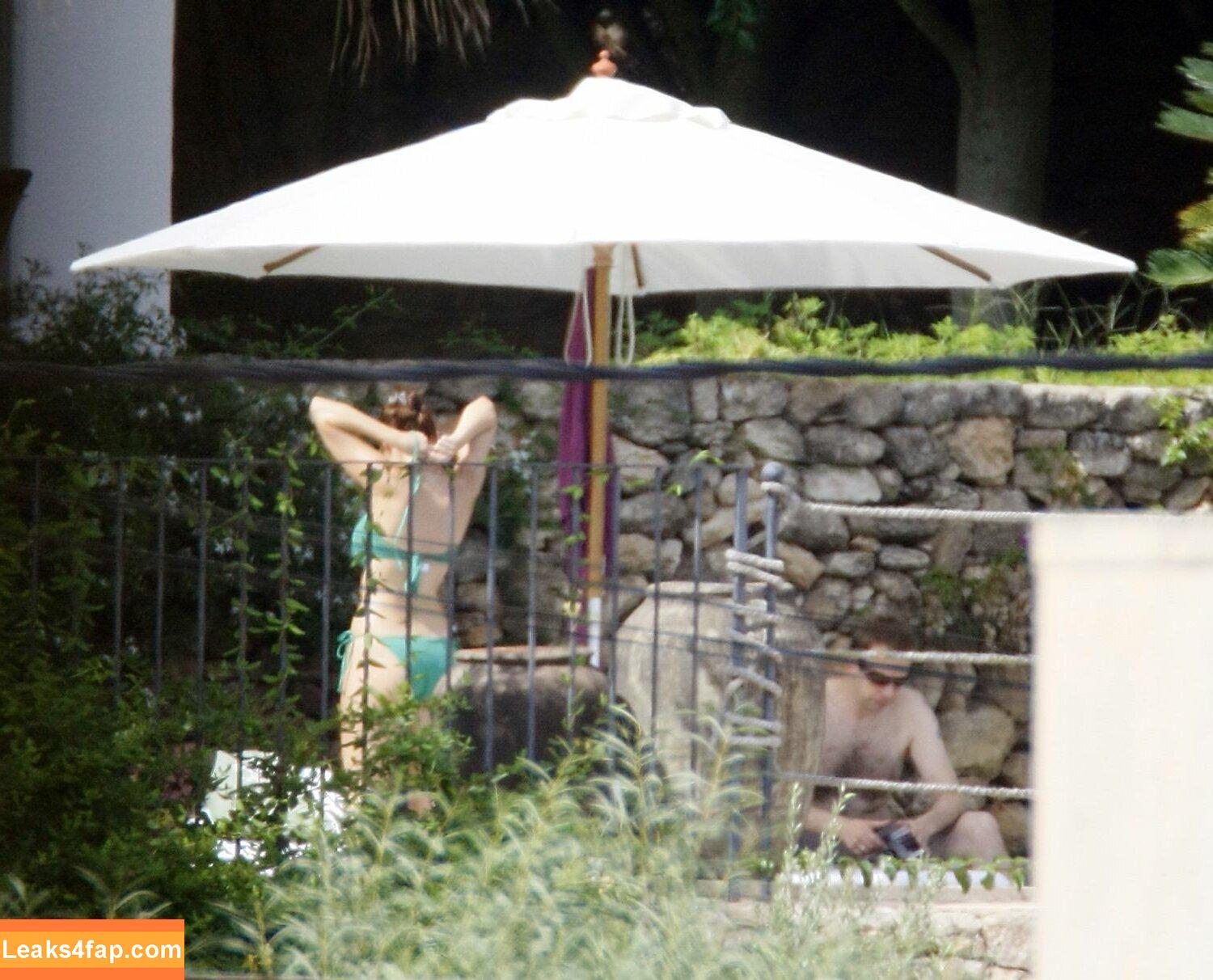 Danni Minogue / danniiminogue leaked photo photo #2075