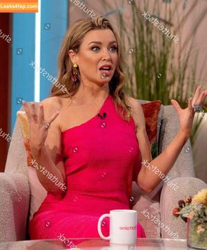 Danni Minogue photo #2403