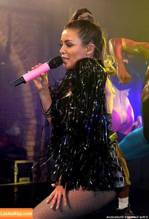 Danni Minogue photo #2429