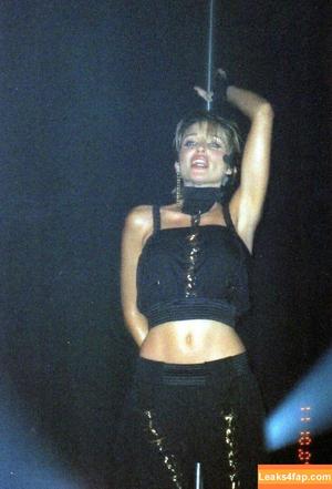 Danni Minogue photo #2828