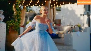 Danni Minogue photo #2910