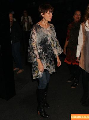 Danni Minogue photo #2927