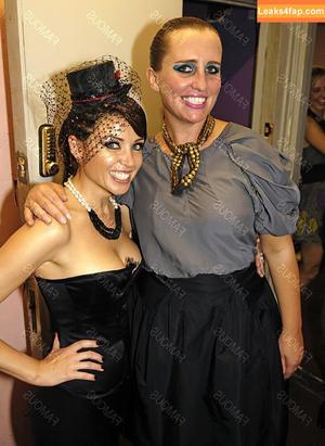 Danni Minogue photo #2933