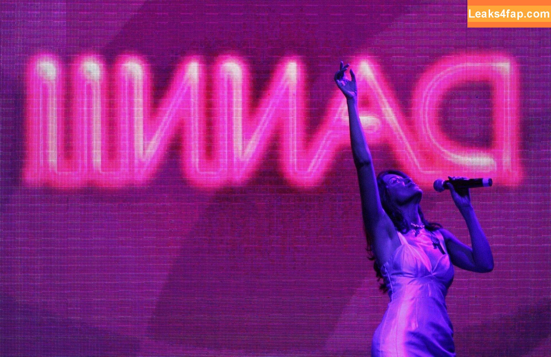 Danni Minogue / danniiminogue leaked photo photo #3082