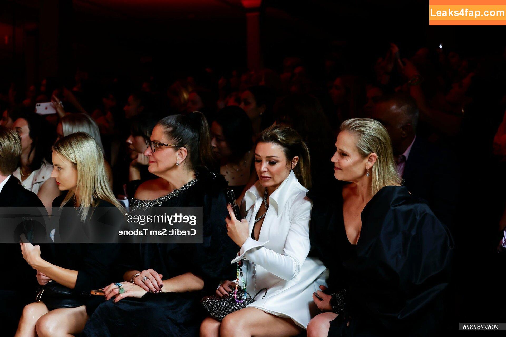 Danni Minogue / danniiminogue leaked photo photo #3940