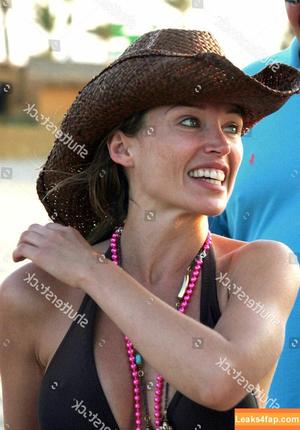 Danni Minogue photo #3327