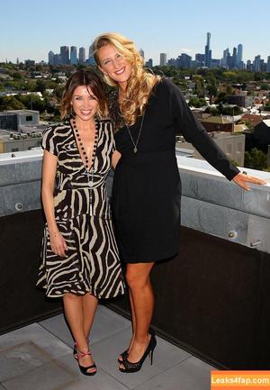 Danni Minogue photo #4165