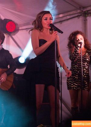 Danni Minogue photo #4313