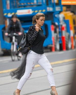 Danni Minogue photo #4891