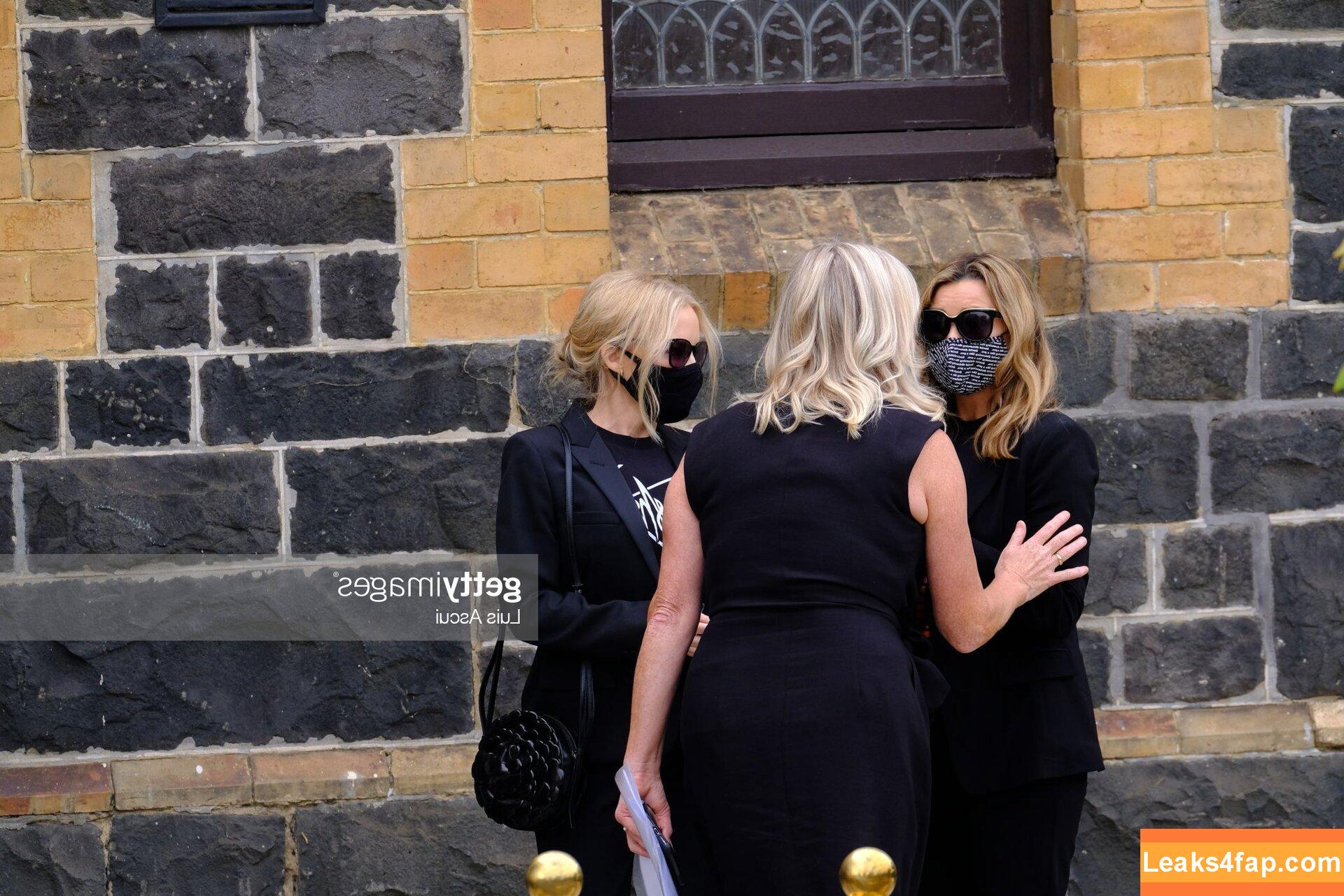 Danni Minogue / danniiminogue leaked photo photo #5298