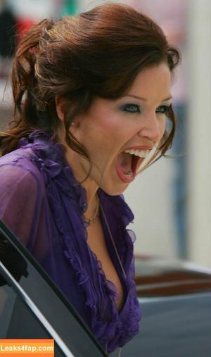 Danni Minogue photo #5083