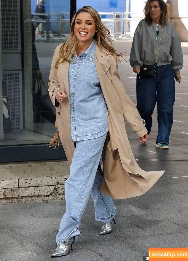 Danni Minogue / danniiminogue leaked photo photo #6398