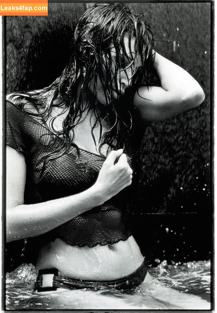 Dannii Minogue / danniiminogue слитое фото фото #0077
