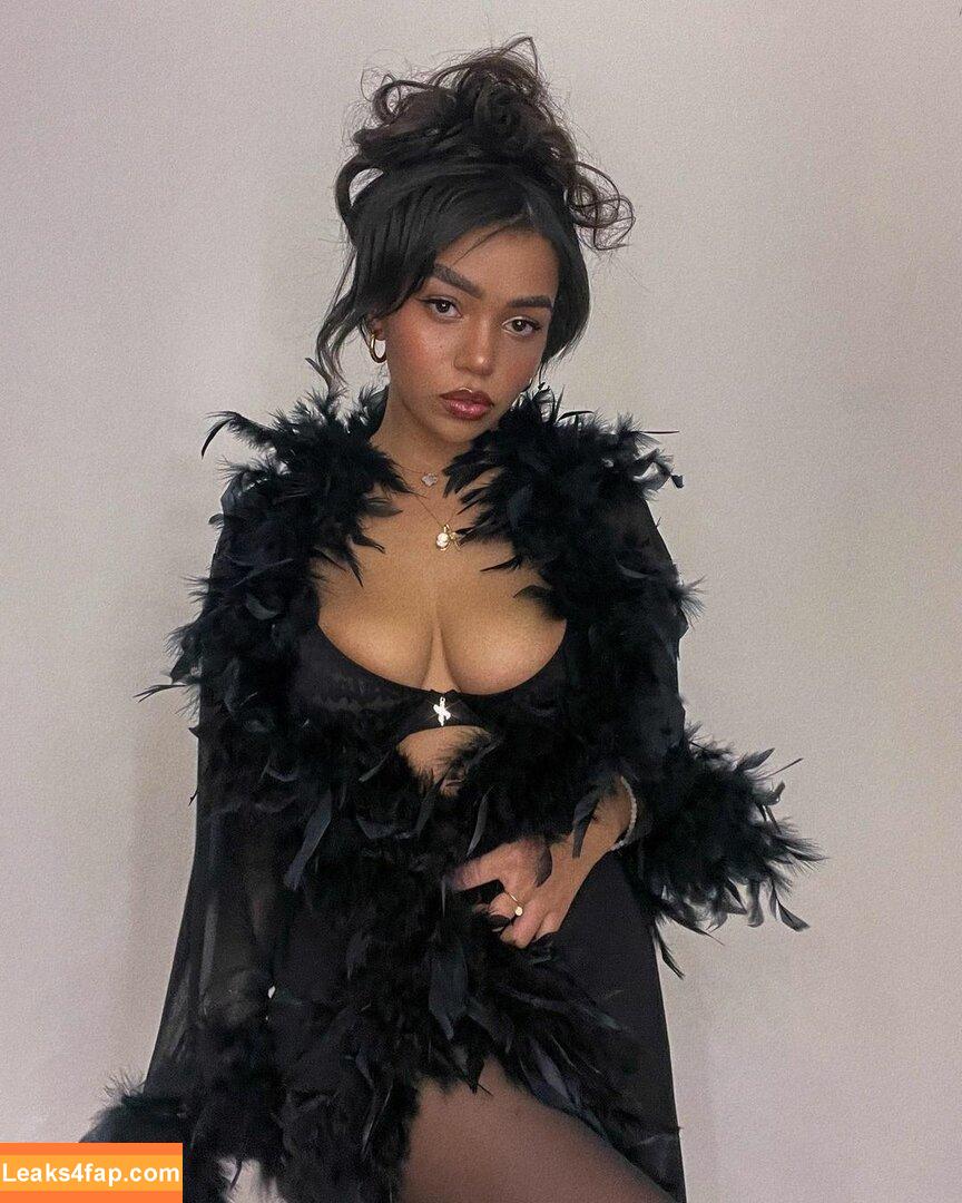 Daphne Blunt / daphneblunt leaked photo photo #0002
