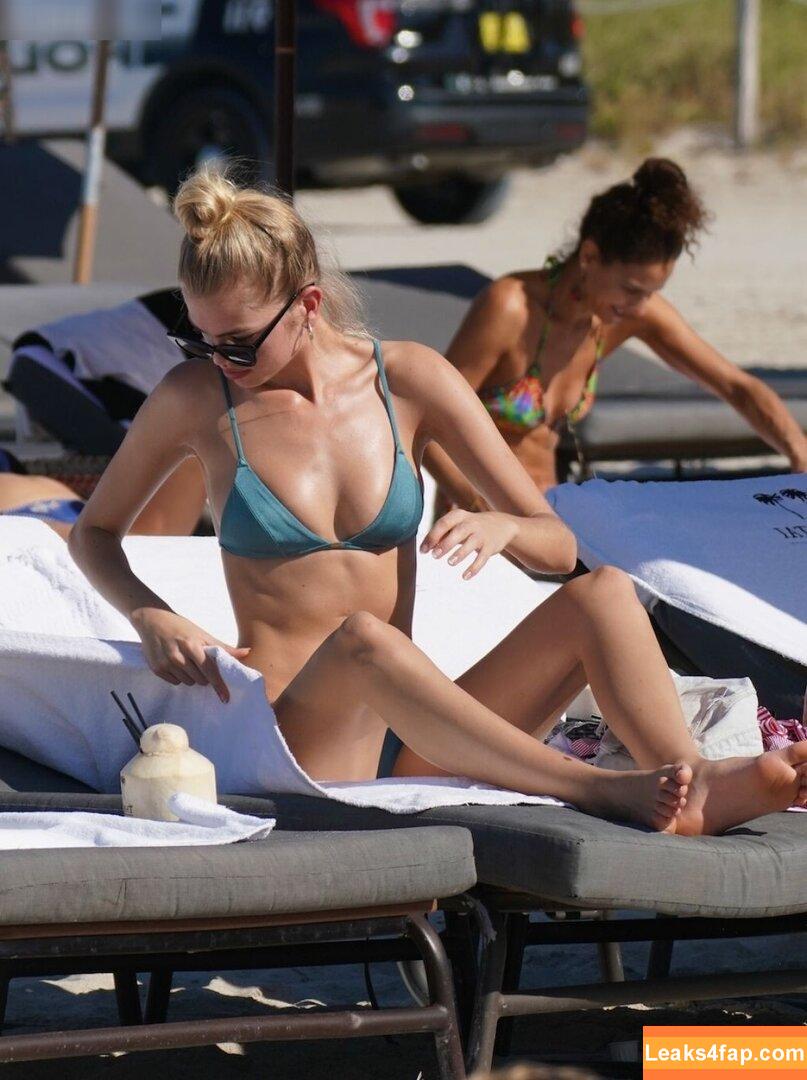 Daphne Groeneveld / daphnegroeneveld leaked photo photo #0072