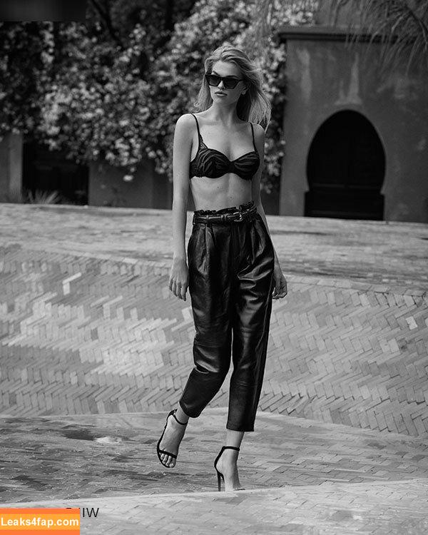 Daphne Groeneveld / daphnegroeneveld leaked photo photo #0077