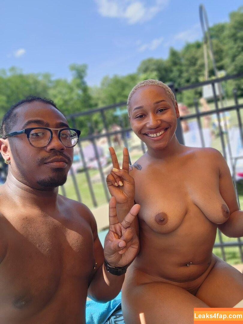 Daphnethickass /  leaked photo photo #0014