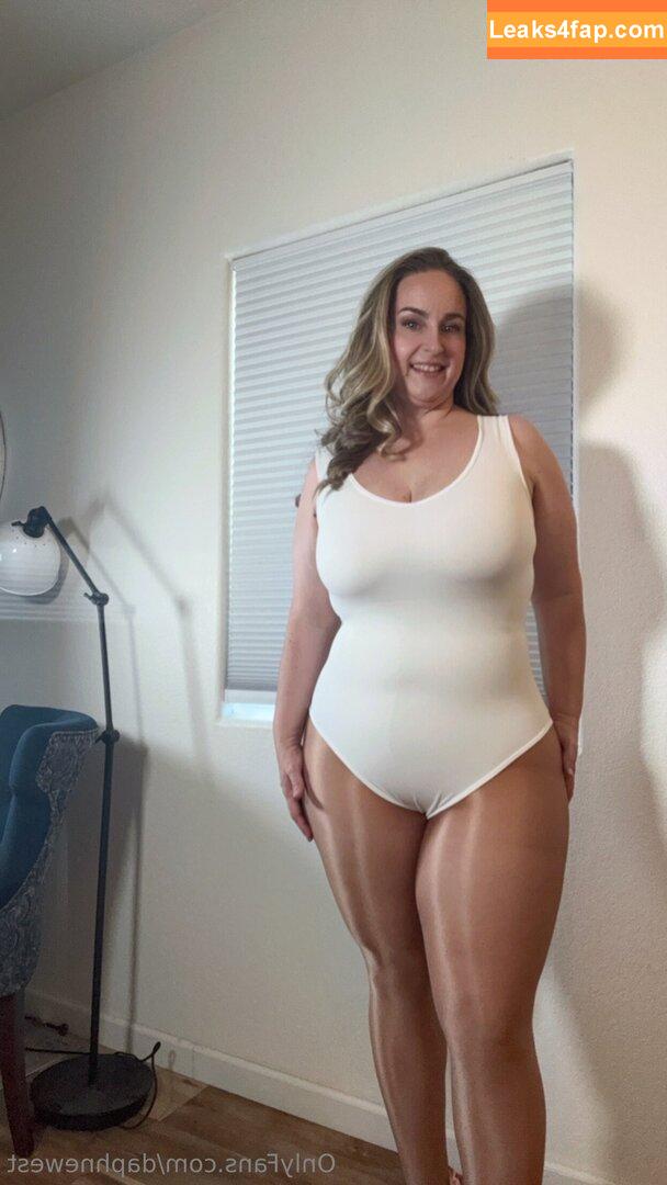 daphnewest /  leaked photo photo #0013