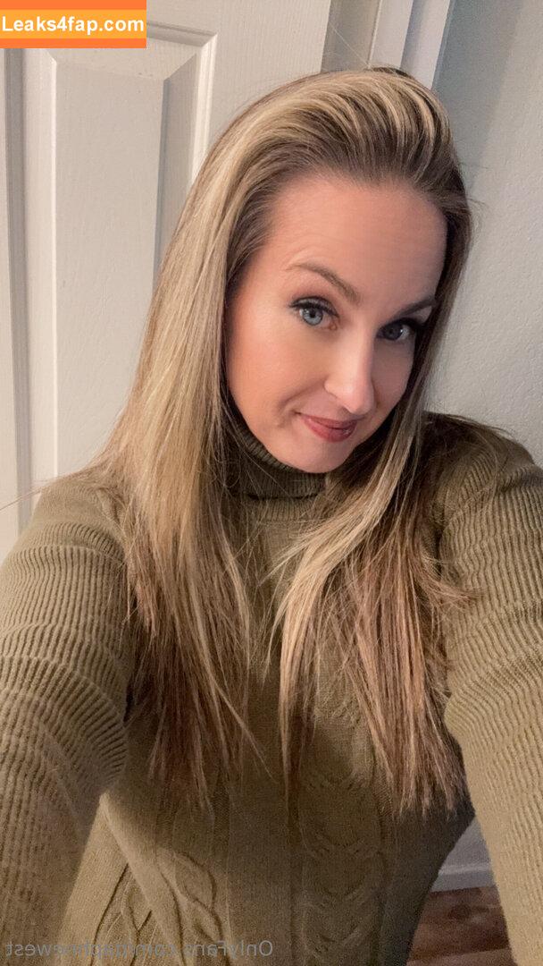 daphnewest /  leaked photo photo #0135