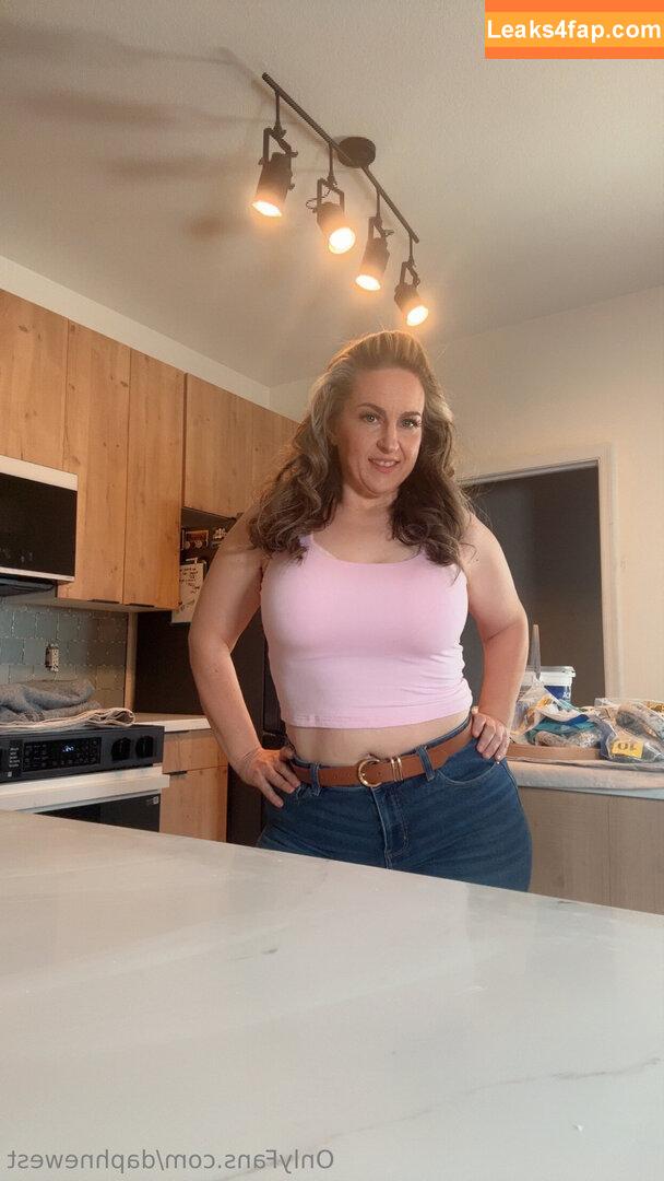 daphnewest /  leaked photo photo #0178