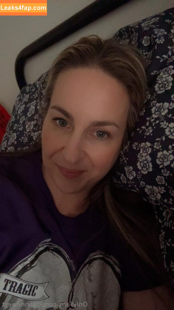 daphnewest /  leaked photo photo #0188
