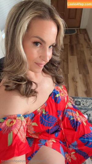 daphnewest photo #0197