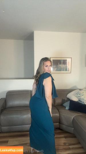 daphnewest photo #0213