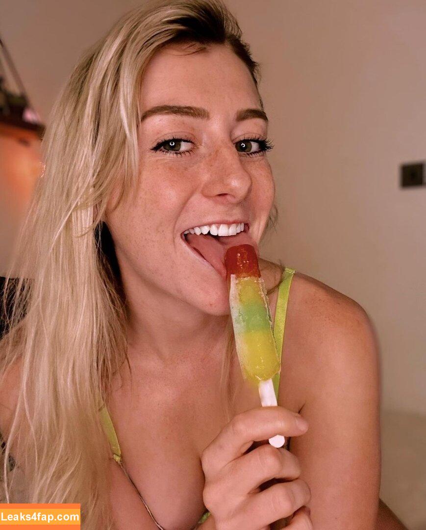 Darcie Does It / darcidoesit / darcie_does_it leaked photo photo #0004