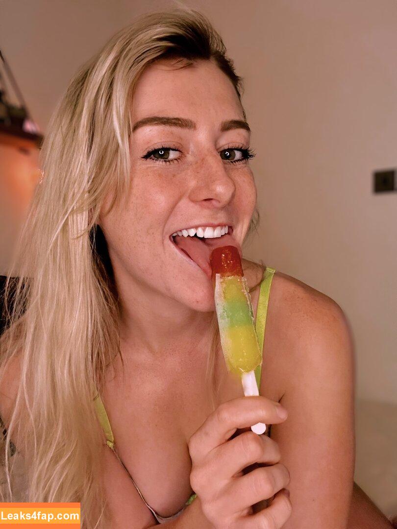 Darcie Does It / darcidoesit / darcie_does_it leaked photo photo #0006