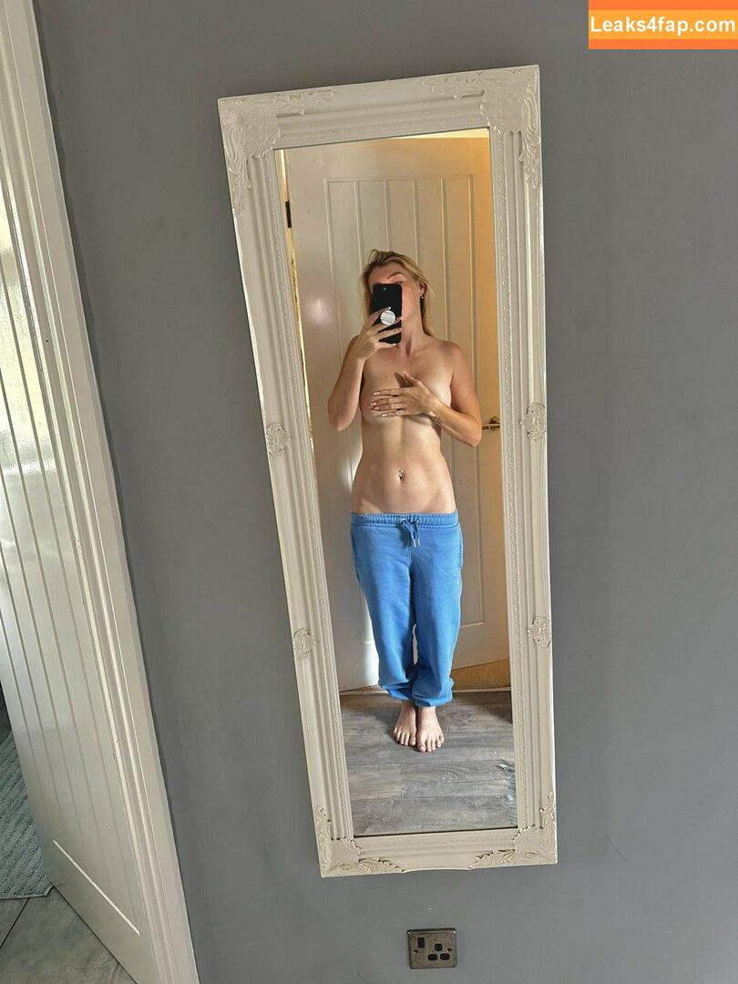Darcie Does It / darcidoesit / darcie_does_it leaked photo photo #0017