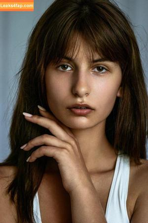 Daria Henkie photo #0002