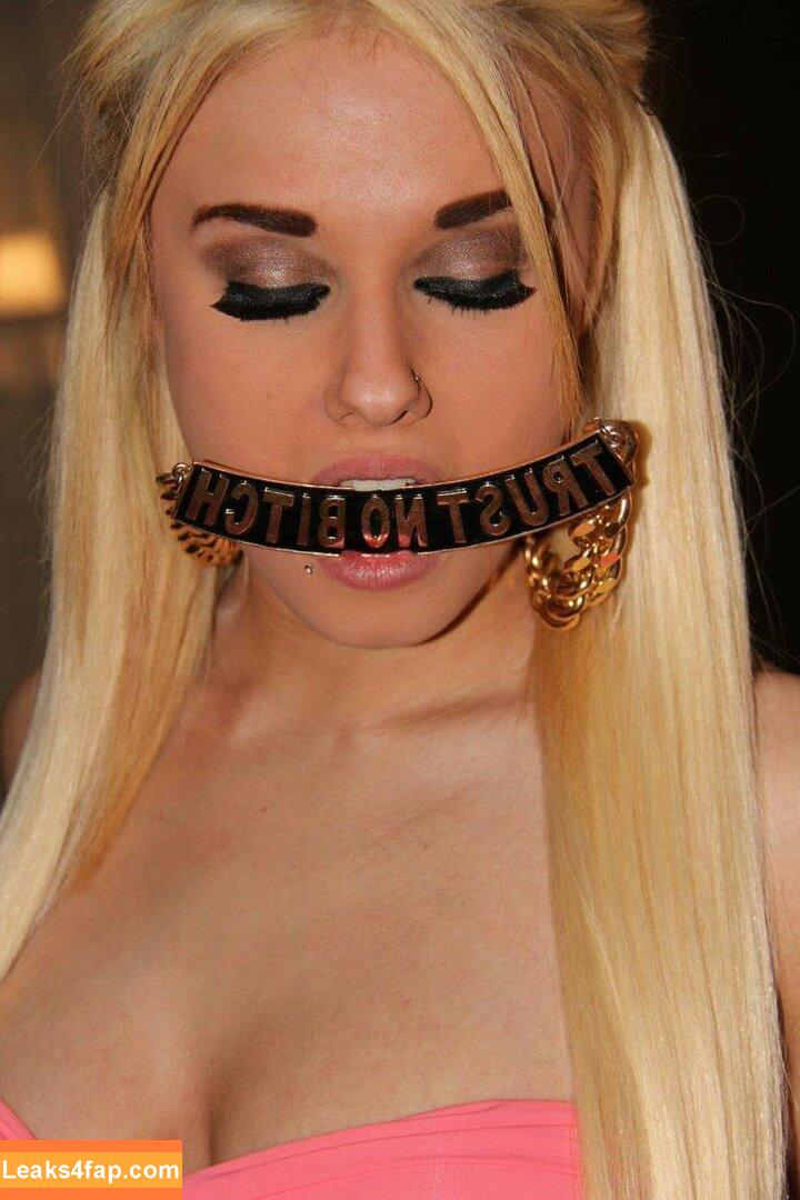 Daria Thibault / Daria Ann / ModelDaria / crazyrussian_29 leaked photo photo #0097