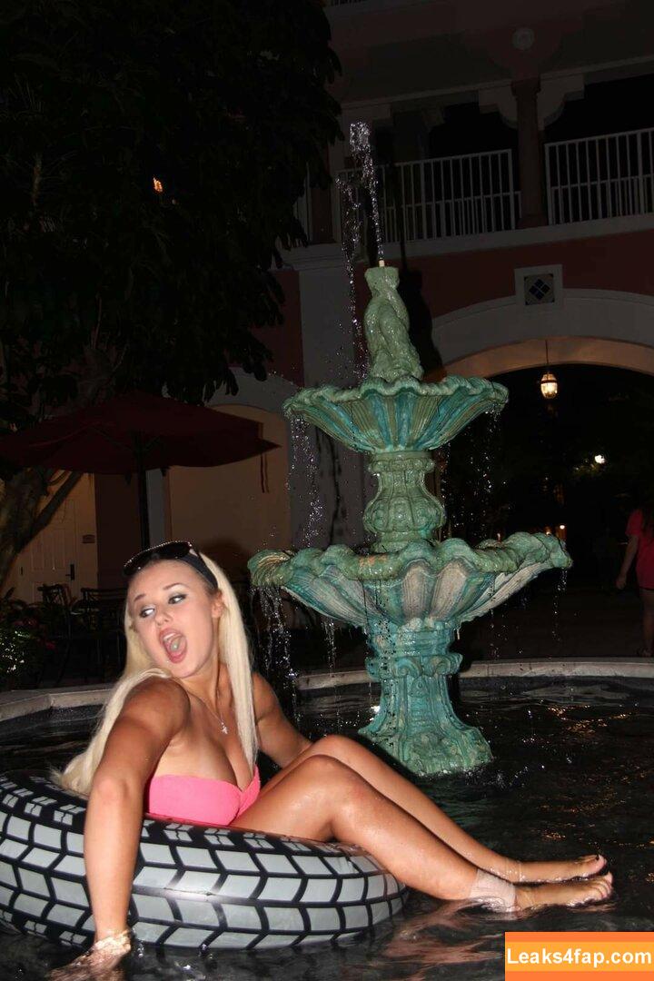 Daria Thibault / Daria Ann / ModelDaria / crazyrussian_29 leaked photo photo #0120