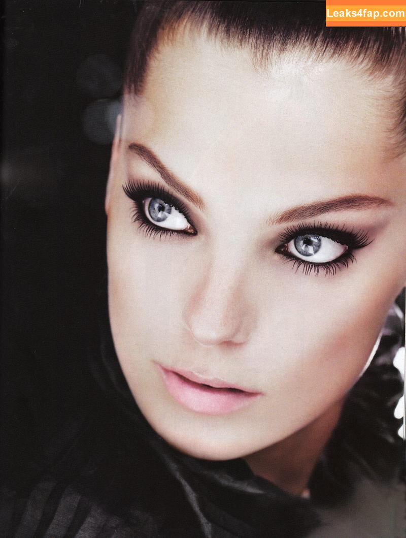 Daria Werbowy / dotwillow / https: / iamdwerbowy leaked photo photo #0029