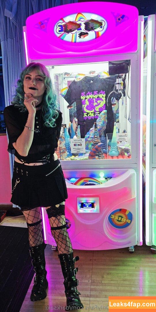 darksaki / darksaki_ leaked photo photo #0015