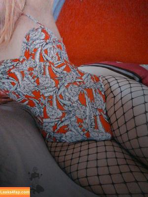 DarkWaifuTrap фото #0442