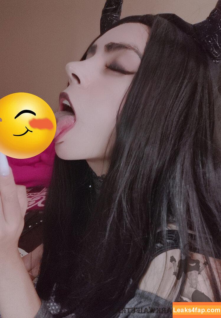 DarkWaifuTrap / raynearts / waifudark / xXxDarkwaifutrapxXx слитое фото фото #1250