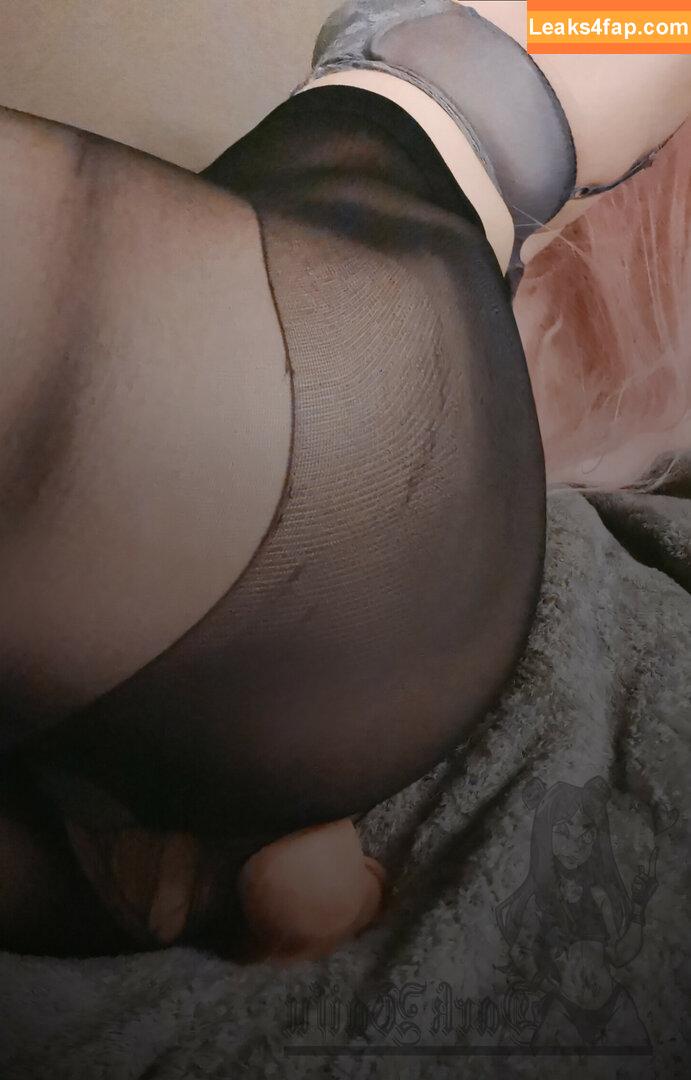 DarkWaifuTrap / raynearts / waifudark / xXxDarkwaifutrapxXx leaked photo photo #1792