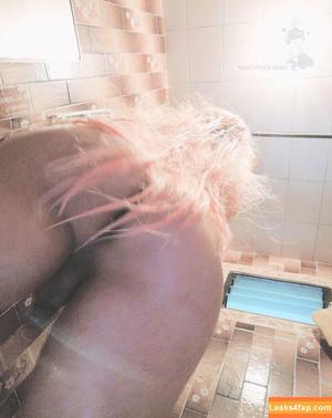 DarkWaifuTrap фото #1420