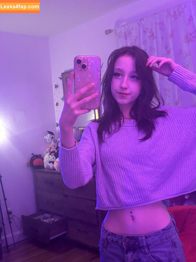 darling.eveee / darling.eve / darling_evee / darlingevee / darlingeveee / gabbymoose leaked photo photo #0005
