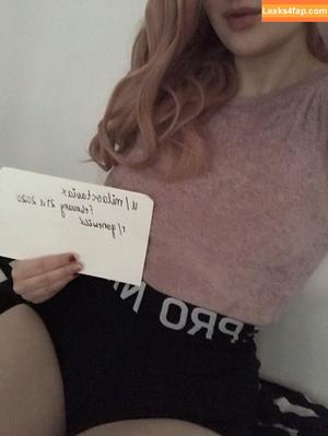 darlingalora photo #0003