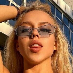 random model