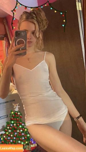 Dasha Nekrasova photo #0192