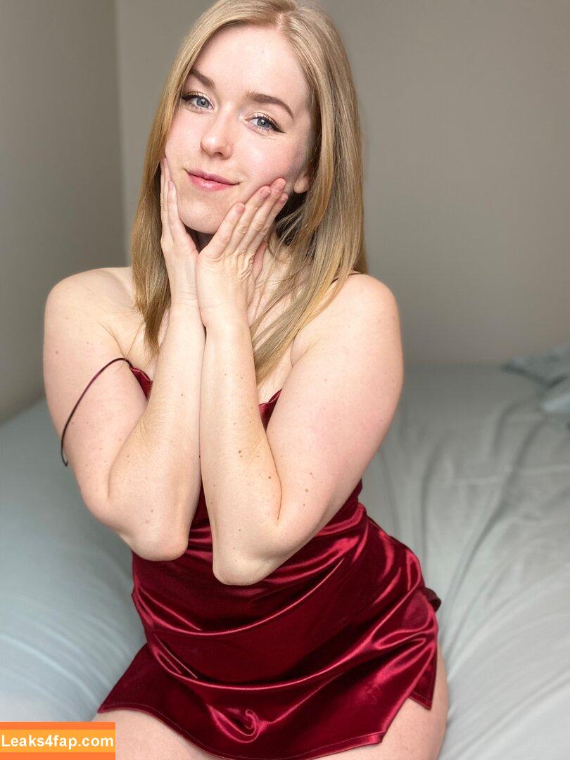 DatOtterGirl / sweetdottygirl leaked photo photo #0071