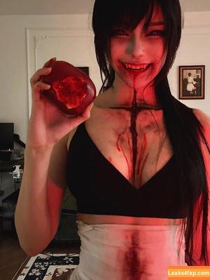 Daturakisses photo #0219