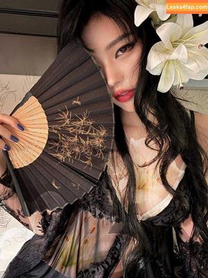 Daturakisses photo #0301