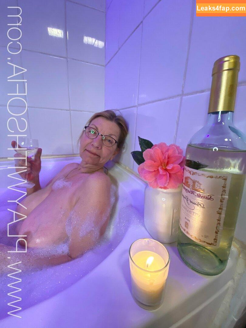 Daughter_Mother /  leaked photo photo #0006